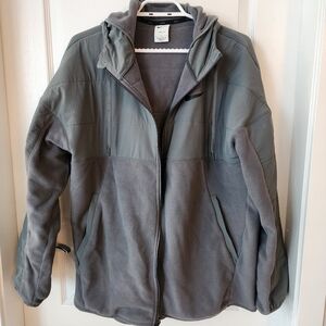 Guc Large Gray Nike therma fit fleece hoodie